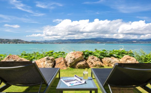 koh-samui-luxury-beachfront-villa-plai-laem
