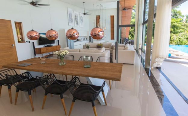 Luxury 5-6 Bedroom Modern Sea view Villa in Maenam