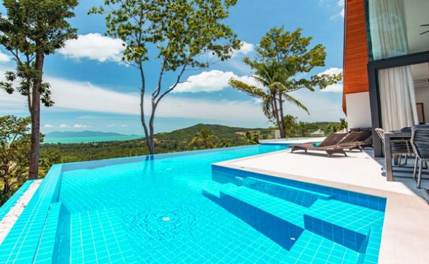 Luxury 5-6 Bedroom Modern Sea view Villa in Maenam