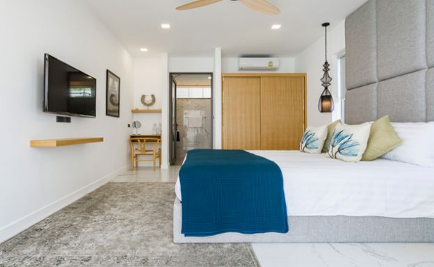 Beautiful 3 Bed Beachfront Villa For Sale on Laem Set