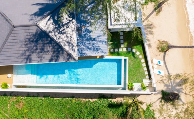 Beautiful 3 Bed Beachfront Villa For Sale on Laem Set