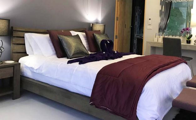 Sunset Sea view 3 Bedroom Luxury Villa in Laem Set