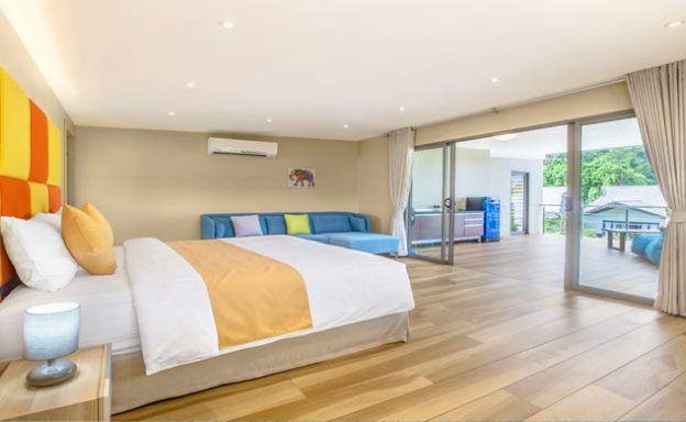 Beautiful 4 Bed Luxury Beachside Pool Villa in Ban Tai