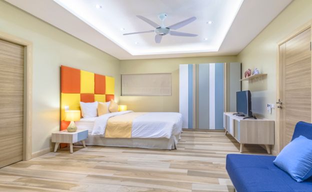 Beautiful 4 Bed Luxury Beachside Pool Villa in Ban Tai