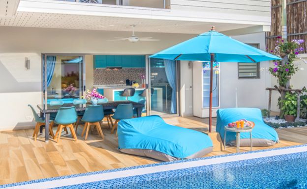 Beautiful 4 Bed Luxury Beachside Pool Villa in Ban Tai