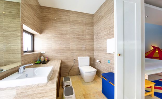 Chic 4 Bed Luxury Zen Sea view Villa in Choeng Mon