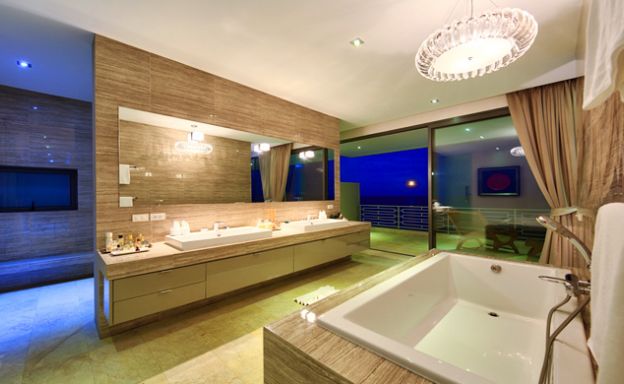 Chic 4 Bed Luxury Zen Sea view Villa in Choeng Mon