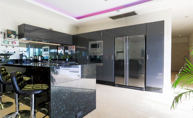 Charming 4 Bedroom Pool Villa by Fisherman’s Village