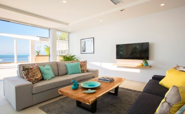 New Beachfront 3 Bed Luxury Villa on Bophut Beach