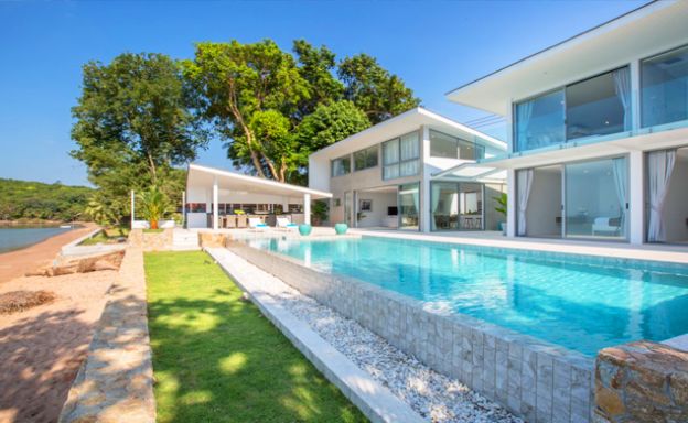 New Beachfront 3 Bed Luxury Villa on Bophut Beach