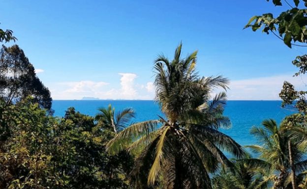 Idyllic Beachfront Land for Sale on Taling Ngam beach