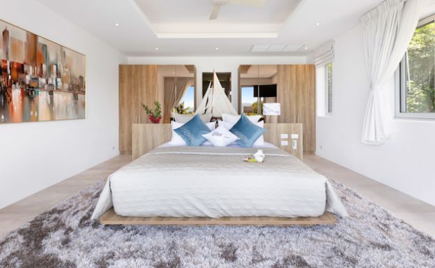 Ultra-Luxury Beachfront 4 Bed Villa on Plai Laem Bay