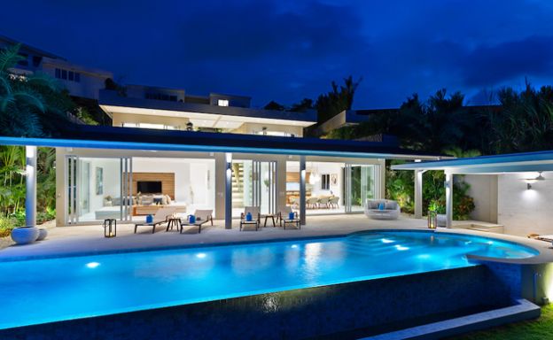 Ultra-Luxury Beachfront 4 Bed Villa on Plai Laem Bay