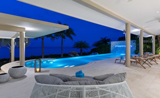 Ultra-Luxury Beachfront 4 Bed Villa on Plai Laem Bay