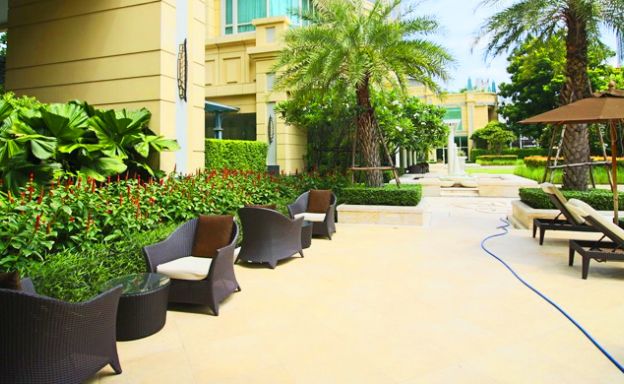 Royce Luxury 2 Bedroom Condo for Sale in Asok