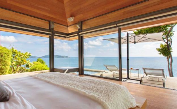 Ultra Luxury 5 Bed Oceanfront Pool Villa on Kamala Bay