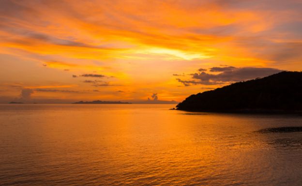 beachfront-villa-for-sale-koh-samui-8-bed-villa-lipa-noi