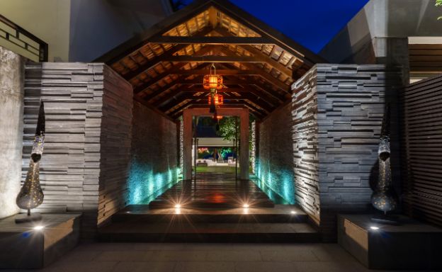 beachfront-villa-for-sale-koh-samui-8-bed-villa-lipa-noi