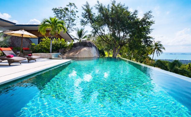 Gorgeous 5 Bed Luxury Sea view Villa in Taling Ngam
