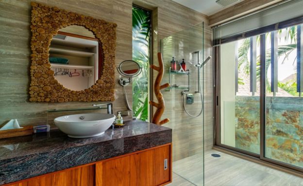 Stylish 7 Bedroom Private Luxury Villa for Sale in Layan