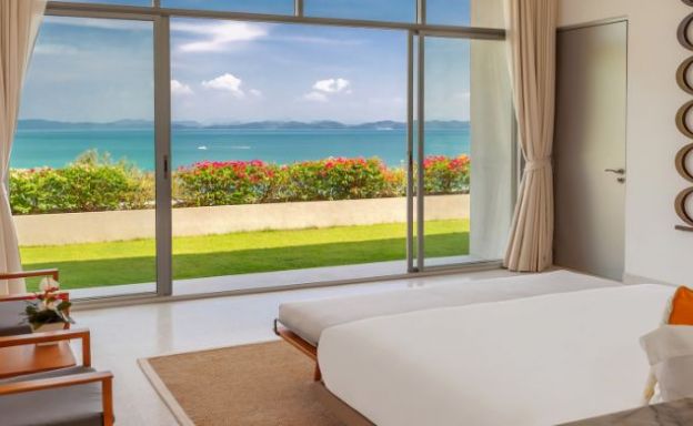 Ultra-Modern 5 Bedroom Luxury Pool Villa in Phuket