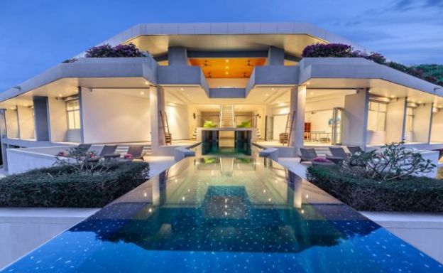 Ultra-Modern 5 Bedroom Luxury Pool Villa in Phuket