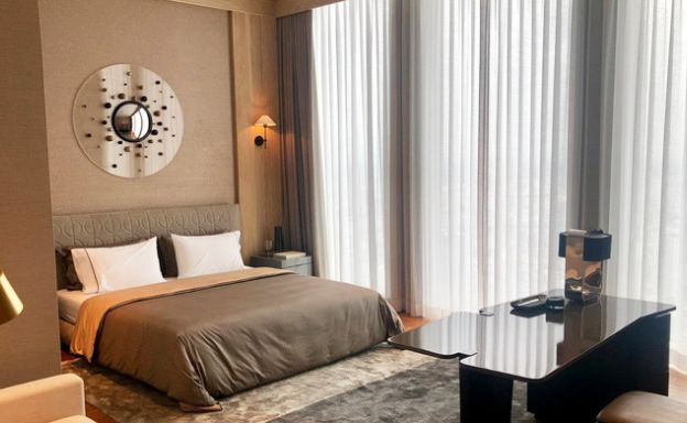 The Ritz Carlton Ultra Luxury Penthouse in Bangkok