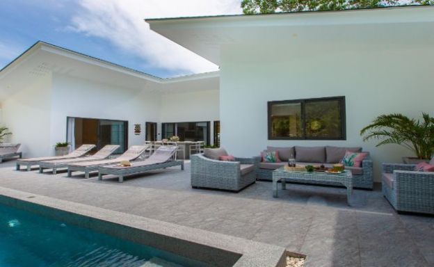 Modern 4 Bed Pool Villa 500m to Chaweng Noi Beach