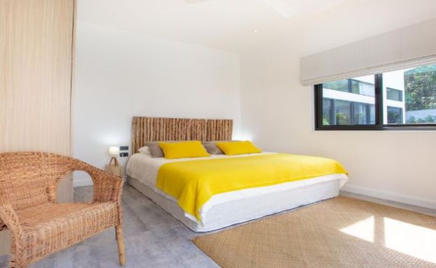 Modern 4 Bed Pool Villa 500m to Chaweng Noi Beach