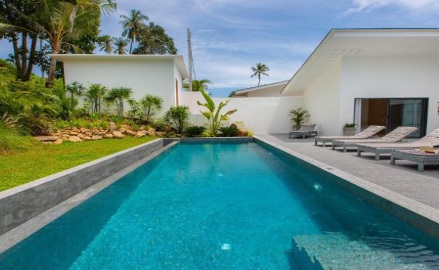 Modern 4 Bed Pool Villa 500m to Chaweng Noi Beach