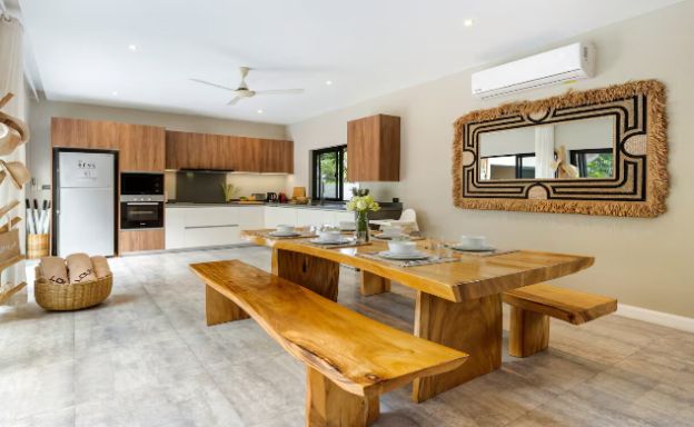 Modern 4 Bed Pool Villa 500m to Chaweng Noi Beach