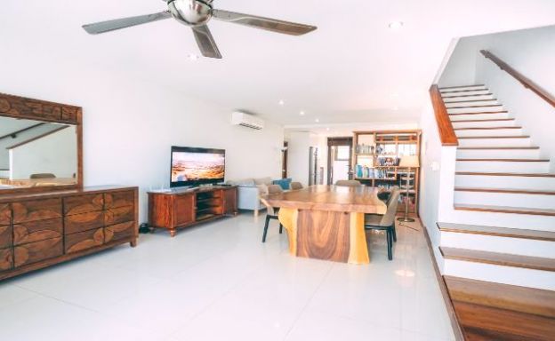 Tropical 3 Bed Townhouse Close to Choeng Mon Beach
