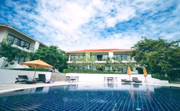Tropical 3 Bed Townhouse Close to Choeng Mon Beach