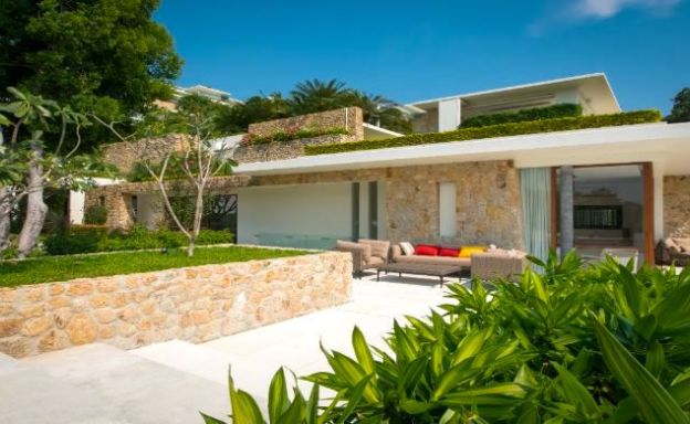 Magnificent Beachfront Villa on Choeng Mon Peninsular
