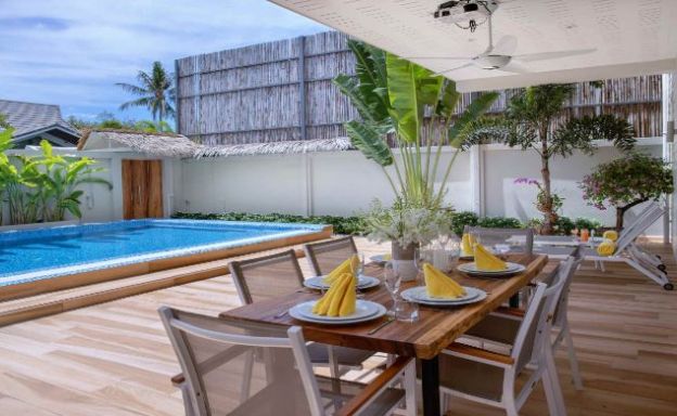 New 3 Bedroom Modern Beachside Pool Villa in Ban Tai