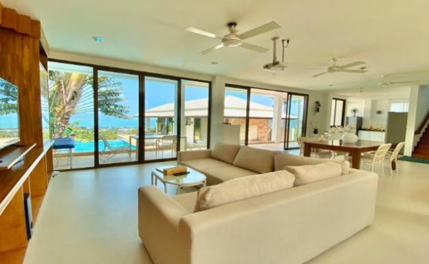 Tropical 5 Bedroom Sea-view Villa on Bophut Hills