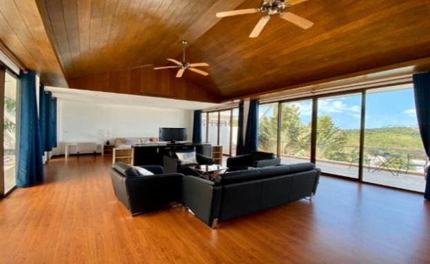 Tropical 5 Bedroom Sea-view Villa on Bophut Hills