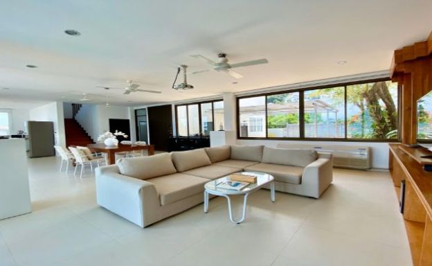 Tropical 5 Bedroom Sea-view Villa on Bophut Hills