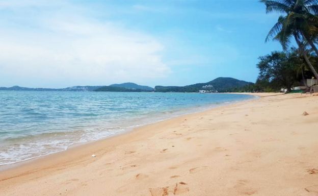 Koh Samui Beachfront Land for Sale on Bophut Bay
