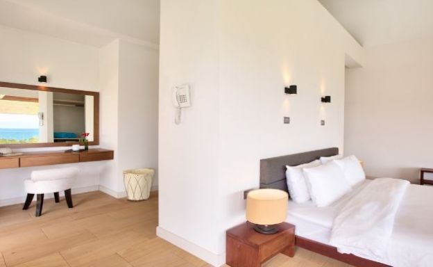 Stunning 6 Bed Sea View Villa for Sale in Bang Por