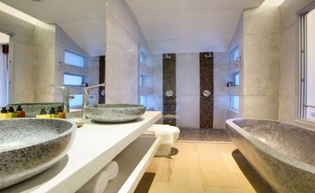 Stunning 6 Bed Sea View Villa for Sale in Bang Por