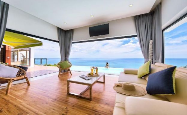 Pristine 4 Bed Luxury Sea View Villa in Chaweng Noi