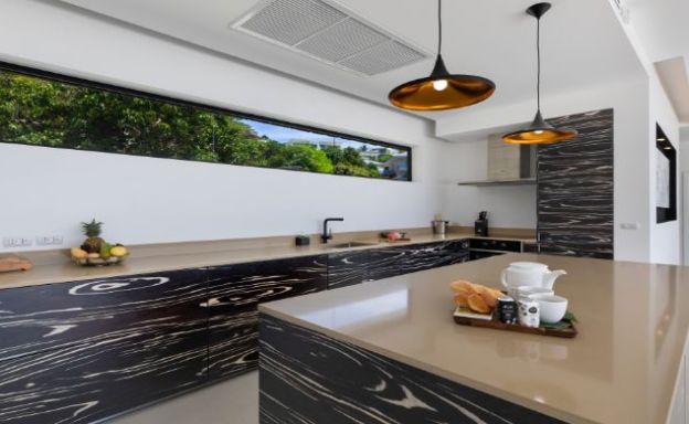 Contemporary 5 Bedroom Sea View Villa in Choeng Mon