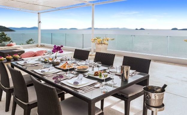 Exquisite 4 Bed Luxury Beachfront Villa in Taling Ngam