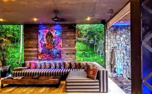 Minimalist 3 Bedroom Unique Zen Villa in Taling Ngam