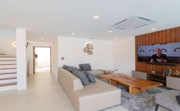 Stylish 3 Bed Modern Design Pool Villa in Bangrak