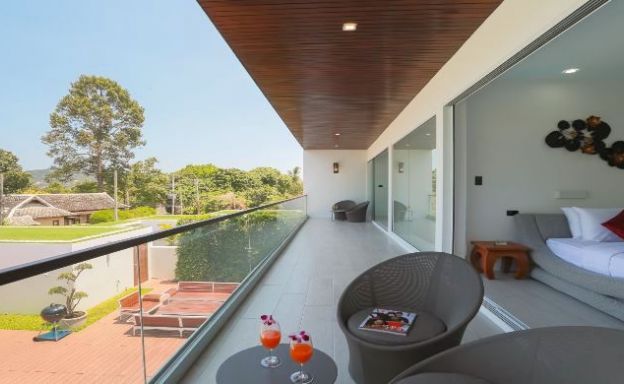 Stylish 3 Bed Modern Design Pool Villa in Bangrak