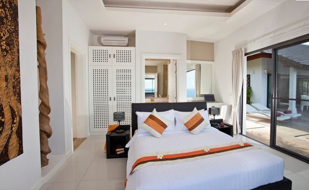 Luxury 4 Bedroom Pool Villa on Choeng Mon Hillside