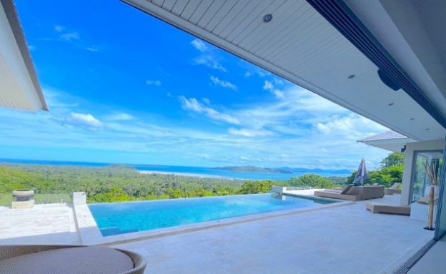 Sumptuous 4 Bed Sea View Pool Villa in Taling Ngam