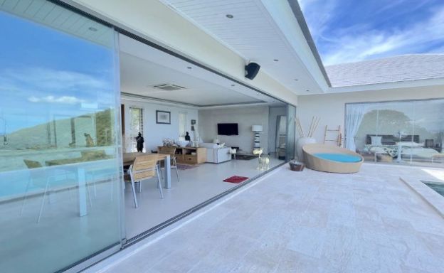 Sumptuous 4 Bed Sea View Pool Villa in Taling Ngam